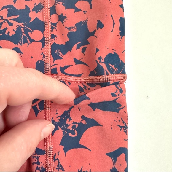 Lululemon Final Lap Crop 23” in Efflorescent Dark Canyon Onyx Blue 10 - Picture 10 of 13